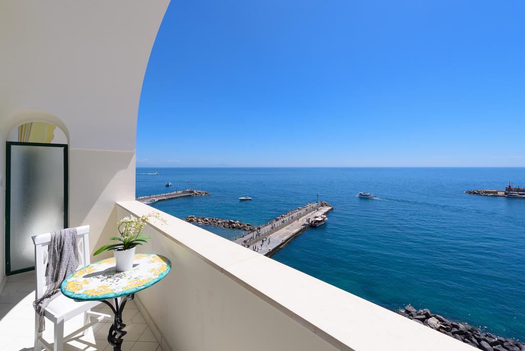 Vista D'Amalfi Bed & Breakfast Екстериор снимка