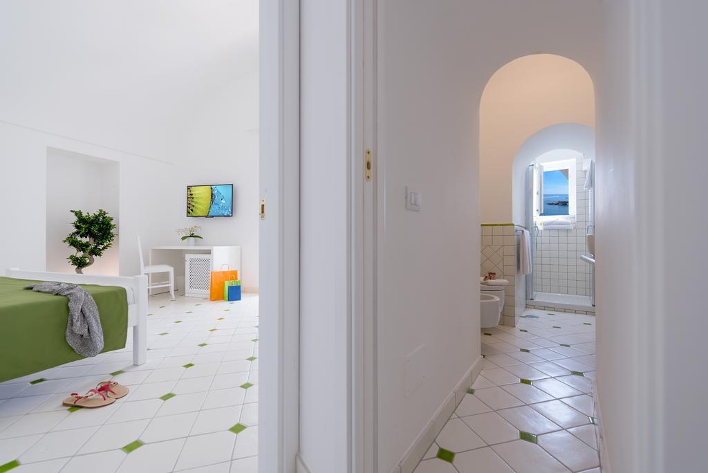 Vista D'Amalfi Bed & Breakfast Екстериор снимка