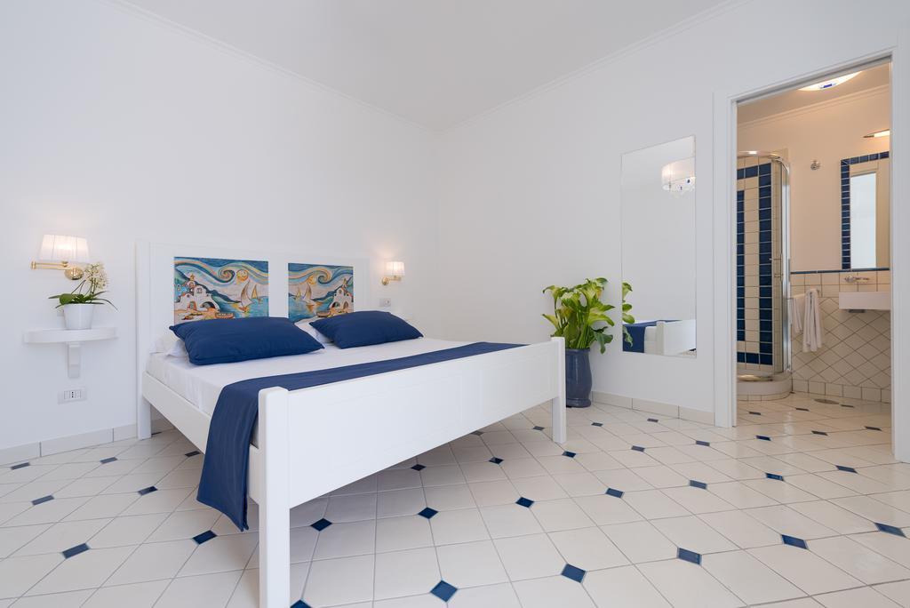 Vista D'Amalfi Bed & Breakfast Екстериор снимка