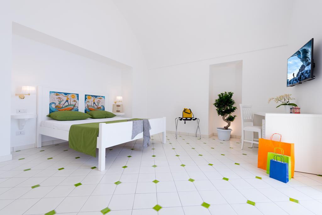 Vista D'Amalfi Bed & Breakfast Екстериор снимка